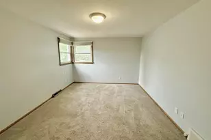 2250 N 103rd St, Wauwatosa, WI 53226 - Photo 19