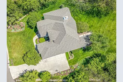 13055 Promontory Trail, Roscoe, IL 61073 - Photo 7