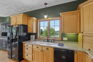 3167 Lorrabud Ln, Sun Prairie, WI 53590 - Photo 23