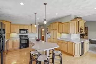 3167 Lorrabud Ln, Sun Prairie, WI 53590 - Photo 17