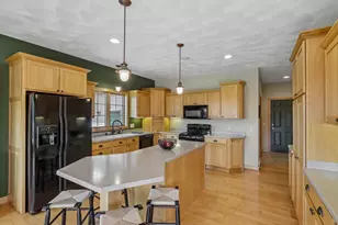 3167 Lorrabud Ln, Sun Prairie, WI 53590 - Photo 5