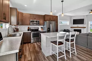 513 Water Tower Dr, Marshall, WI 53559 - Photo 15