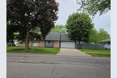 52 S Randall Avenue, Janesville, WI 53545 - Photo 3