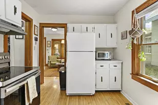 2210 Lafollette Ave, Madison, WI 53704 - Photo 9