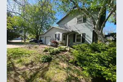 400 Linda Road, Mount Horeb, WI 53572 - Photo 1