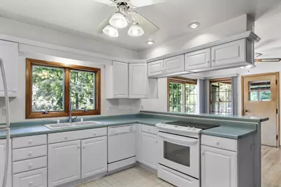 7209 North Avenue, Middleton, WI 53562 - Photo 21