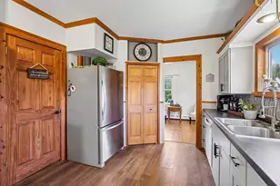 1422 Sharon St, Janesville, WI 53545 - Photo 11
