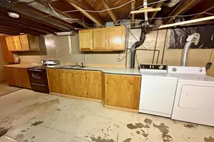 820 9th Ave, Monroe, WI 53566 - Photo 33