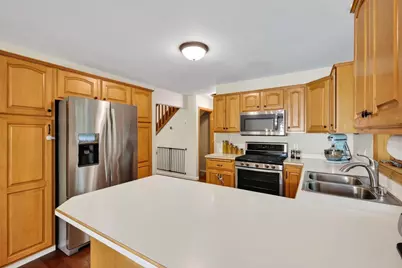 10 Rylant Circle, Madison, WI 53719 - Photo 9