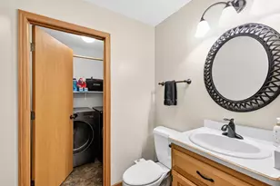 10 Rylant Cir, Madison, WI 53719 - Photo 15