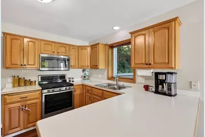 10 Rylant Circle, Madison, WI 53719 - Photo 7