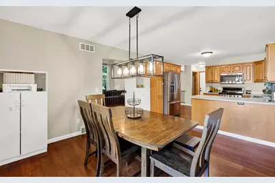 10 Rylant Circle, Madison, WI 53719 - Photo 9