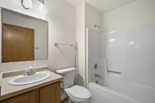 4310 Green Ave, Madison, WI 53704 - Photo 29