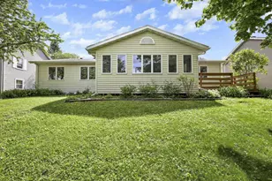 4310 Green Ave, Madison, WI 53704 - Photo 5