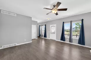 1366 N Pine St, Sun Prairie, WI 53590 - Photo 5