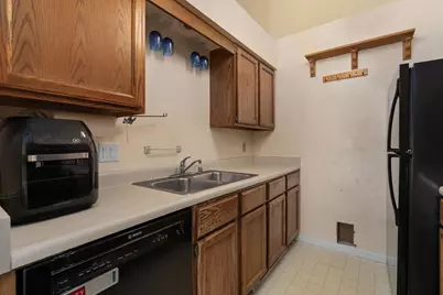 6718 Park Ridge Drive #D, Madison, WI 53719 - Photo 19