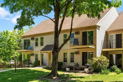 6718 Park Ridge Drive #D, Madison, WI 53719 - Photo 3