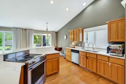 9423 White Fox Lane, Middleton, WI 53562 - Photo 5