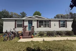 240 N Juneau St, Adams, WI 53910 - Photo 3