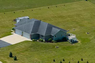 N4035 Ace Ct, Brodhead, WI 53520 - Photo 27