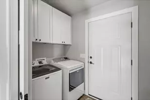 106 Lake Rd, Portage, WI 53901 - Photo 17