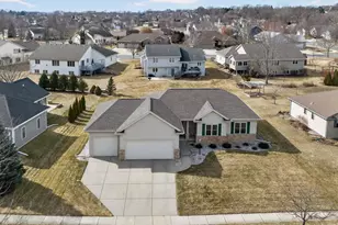 409 Coyle Pkwy, Cottage Grove, WI 53527 - Photo 35