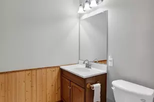 409 Coyle Pkwy, Cottage Grove, WI 53527 - Photo 17