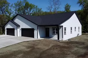 705 Mayapple Dr, Janesville, WI 53545 - Photo 1