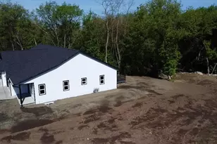 705 Mayapple Dr, Janesville, WI 53545 - Photo 37