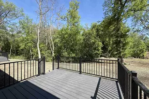 705 Mayapple Dr, Janesville, WI 53545 - Photo 15