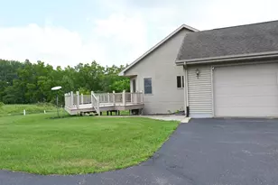 5614 N Vista Ln, Janesville, WI 53548 - Photo 35