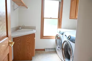 5614 N Vista Ln, Janesville, WI 53548 - Photo 17
