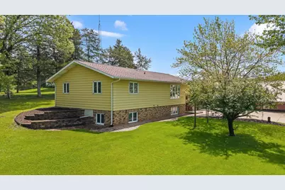 W8287 County Road P, Pardeeville, WI 53954 - Photo 9