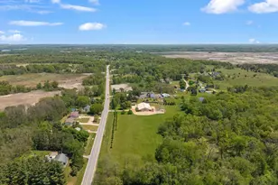 W8287 Co Rd P, Pardeeville, WI 53954 - Photo 47