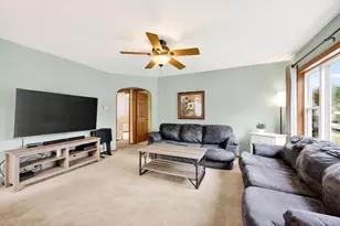 2219 Jackson St, La Crosse, WI 54601 - Photo 3
