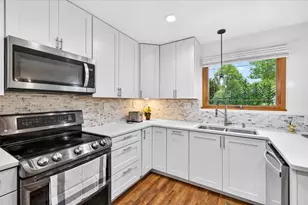 326 Racine Rd, Madison, WI 53705 - Photo 17