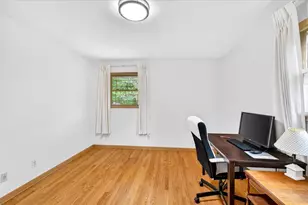 326 Racine Rd, Madison, WI 53705 - Photo 9