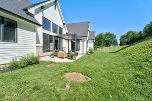2412 Kilarney Way, Waunakee, WI 53597 - Photo 55