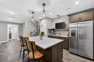 2412 Kilarney Way, Waunakee, WI 53597 - Photo 37