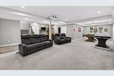 2412 Kilarney Way, Waunakee, WI 53597 - Photo 35