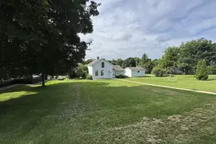409 E Division St, Ridgeville, WI 53533 - Photo 3