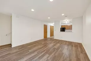 5326 Lake Park Blvd, Madison, WI 53713 - Photo 11