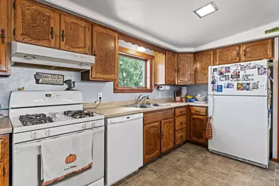 S1310 State 33 Road, La Valle, WI 53941 - Photo 25