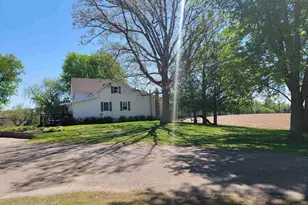 S1310 State 33 Rd, La Valle, WI 53941 - Photo 37