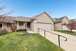 213 Fairview Cir, Waunakee, WI 53597 - Photo 3