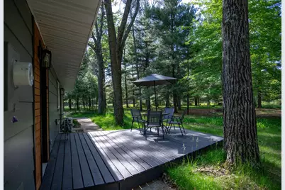 W5613 Cherokee Lane, New Lisbon, WI 53950 - Photo 7