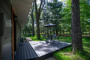 W5613 Cherokee Ln, New Lisbon, WI 53950 - Photo 7