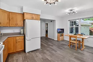 501 Clifden Dr, Madison, WI 53711 - Photo 13
