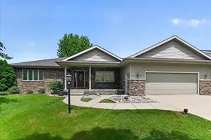 409 Badger Ln, Waunakee, WI 53597 - Photo 3