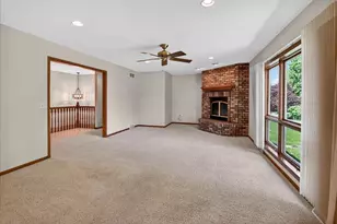 409 Badger Ln, Waunakee, WI 53597 - Photo 21